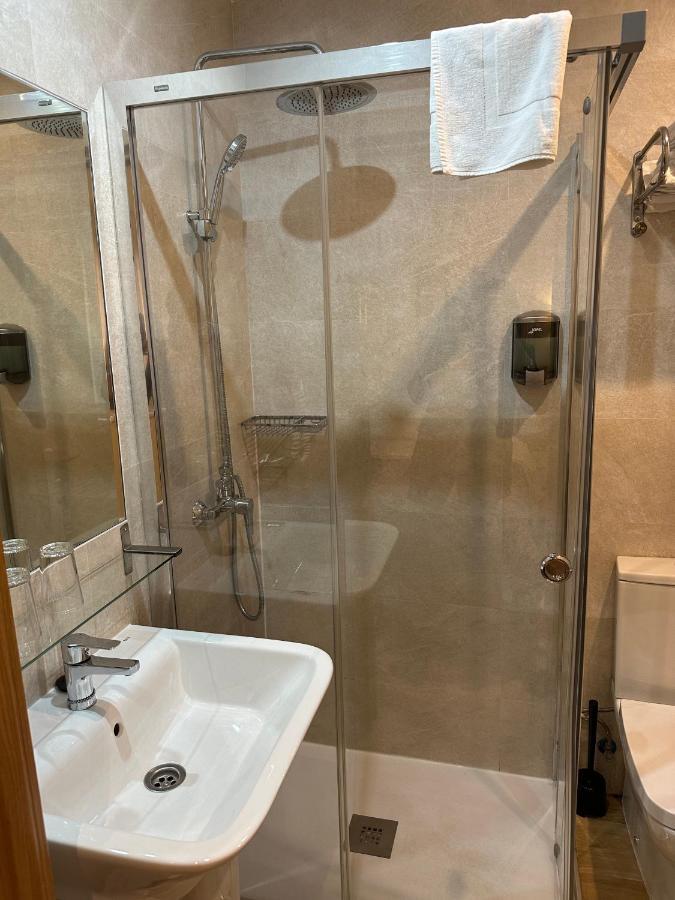 Toledo Plaza Hotel Екстериор снимка