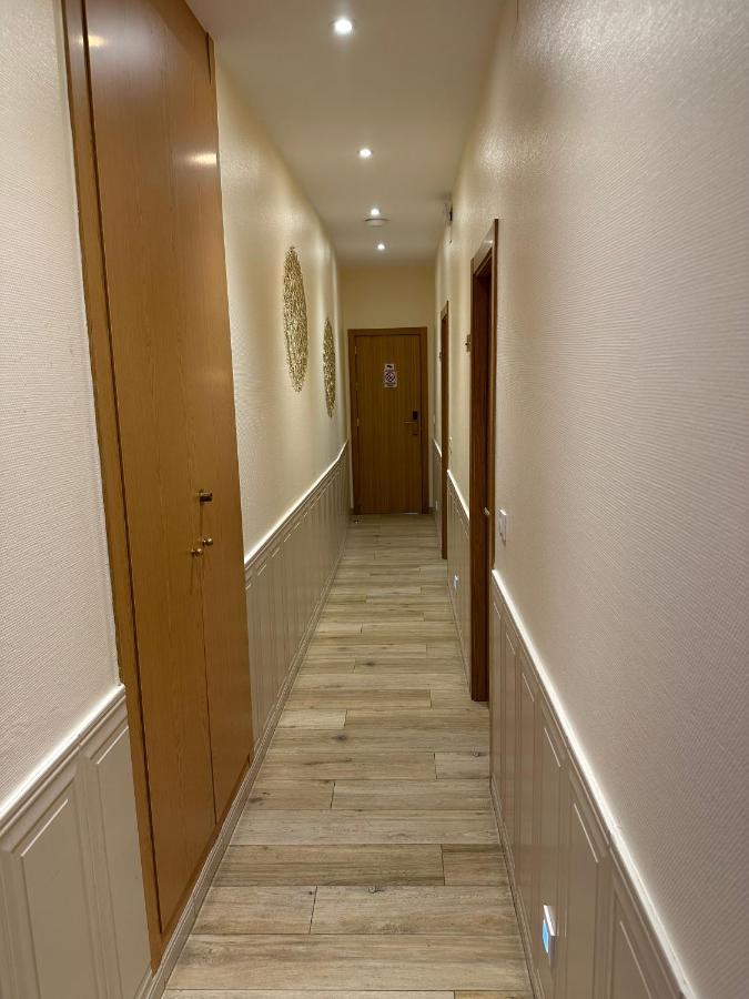 Toledo Plaza Hotel Екстериор снимка